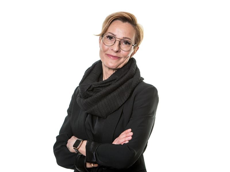 Mia Hannula - Koivulahden Säästöpankki.