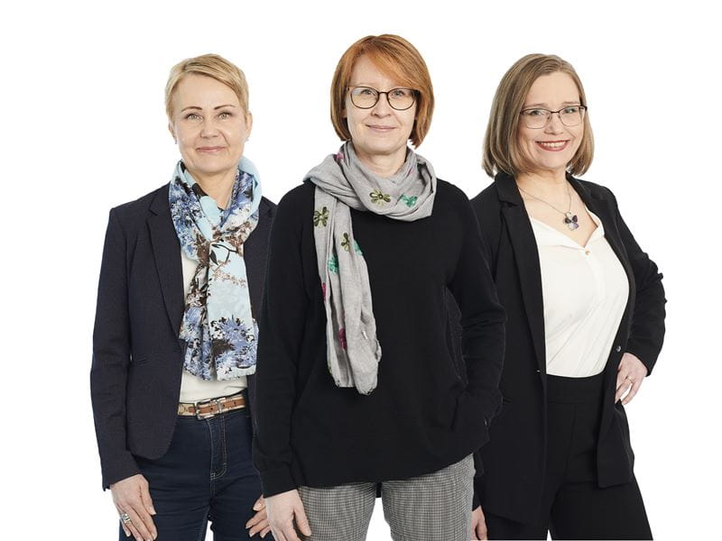 Lammin Säästöpankin yksityispankkiirit: Marianne Tuomola, Anu Kerttula ja Heli Mäenpää.