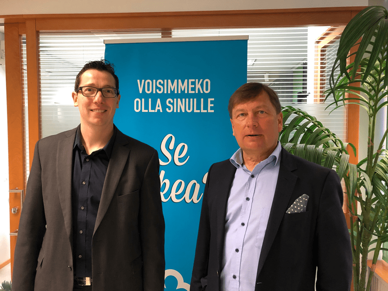 Liiketoimintajohtaja Ilkka Mansikka (vas.) ja toimitusjohtaja Jari Oivo
