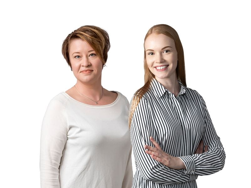 Myrskylän Säästöpankin lakiasiantuntijat Sanna Rauhala ja Hanna Junkkari.