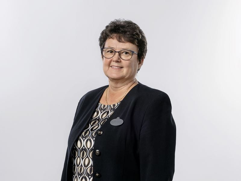 Rose-Marie Ömossa - Närpiön Säästöpankki.