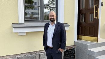 Heikki Liukkonen - Pankinjohtaja.