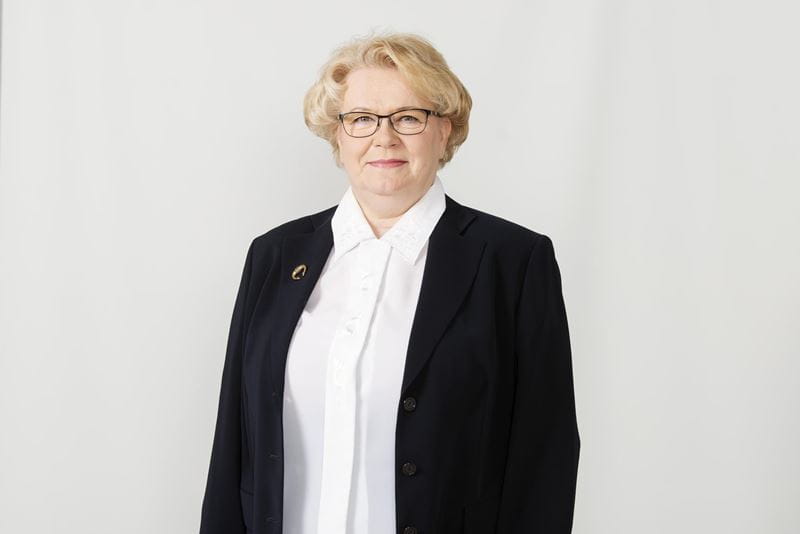 Leena Salo - Someron Säästöpankki.