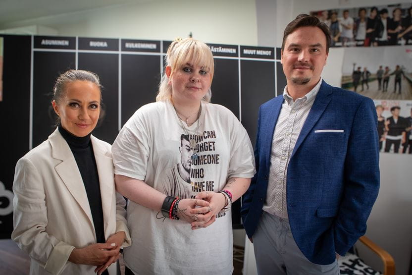 Jaana Pelkonen, Stiina ja Joni Rintamaa.