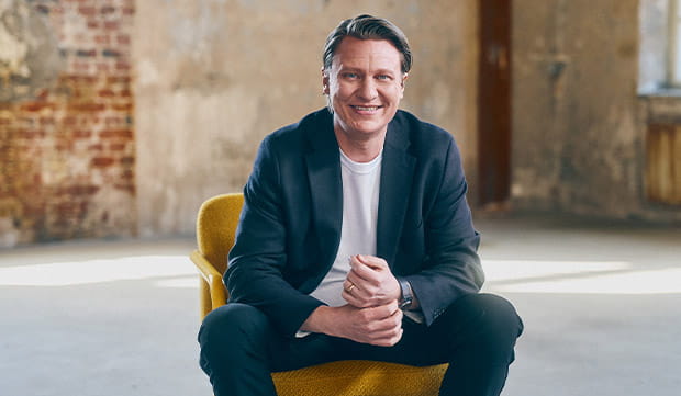 Kuvassa Jaajo Linnonmaa.